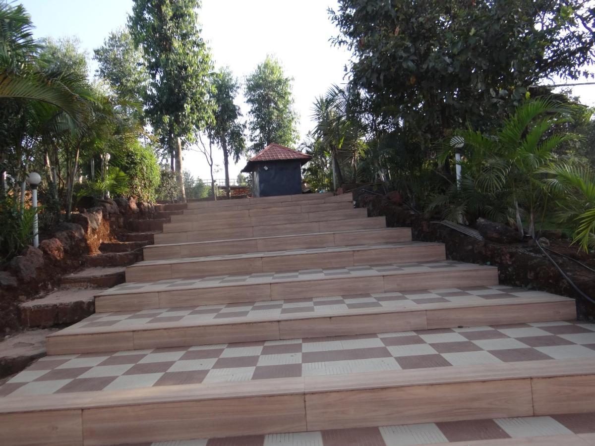Exotic Valley Hotel Mahābaleshwar Exterior foto