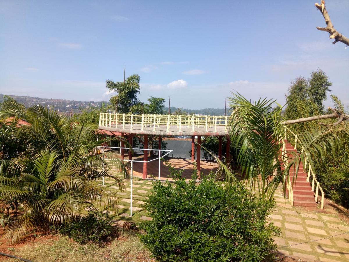 Exotic Valley Hotel Mahābaleshwar Exterior foto