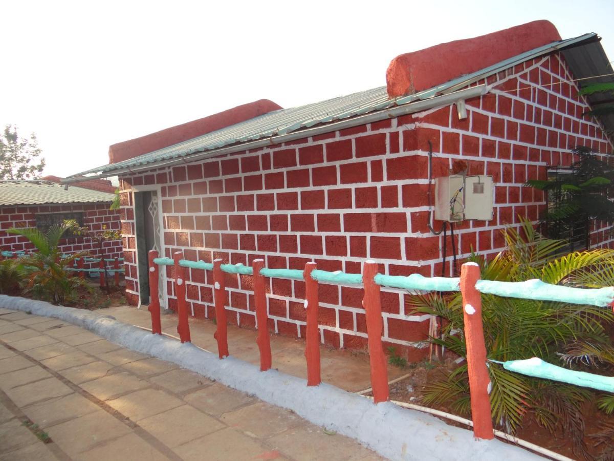 Exotic Valley Hotel Mahābaleshwar Exterior foto