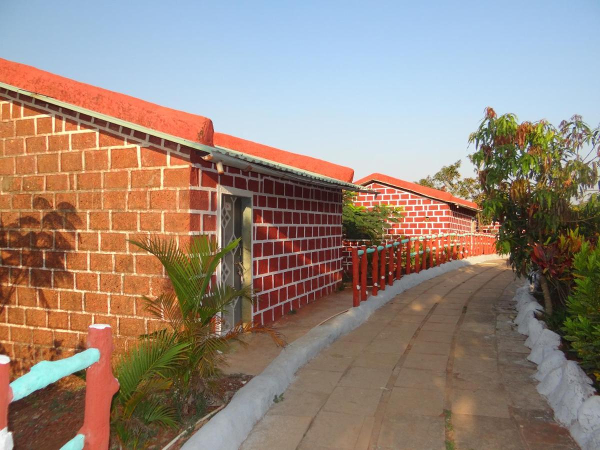 Exotic Valley Hotel Mahābaleshwar Exterior foto