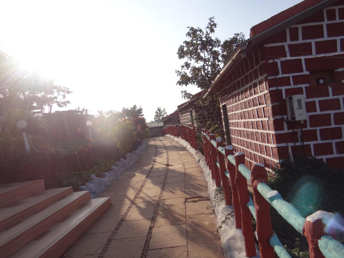 Exotic Valley Hotel Mahābaleshwar Exterior foto